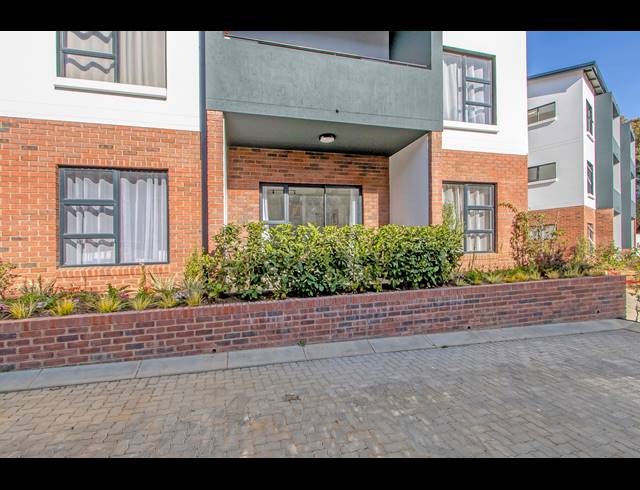 2 BEDROOM APARTMENT TO LET IN BRYANSTON